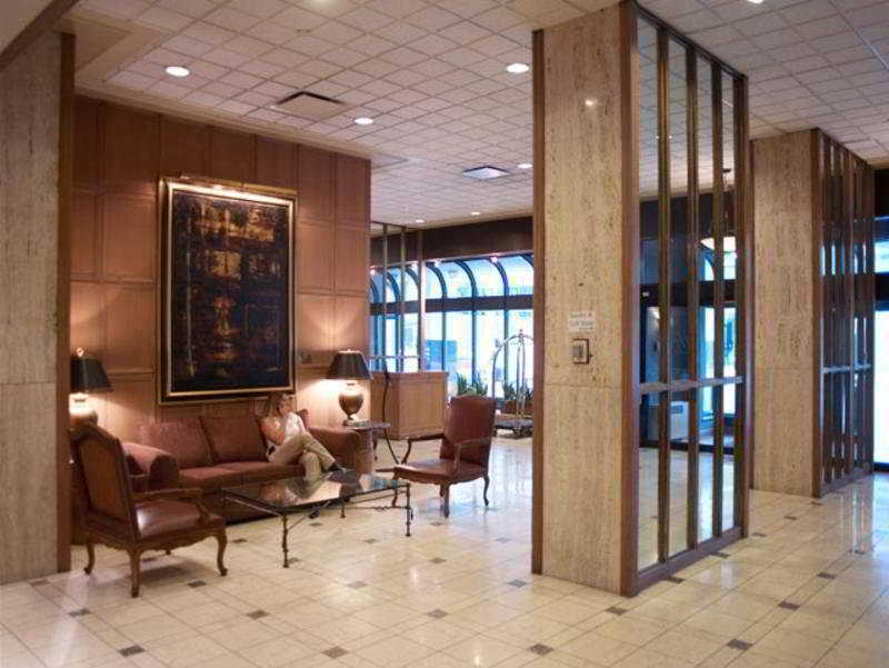 International Hotel Калгари Интерьер фото